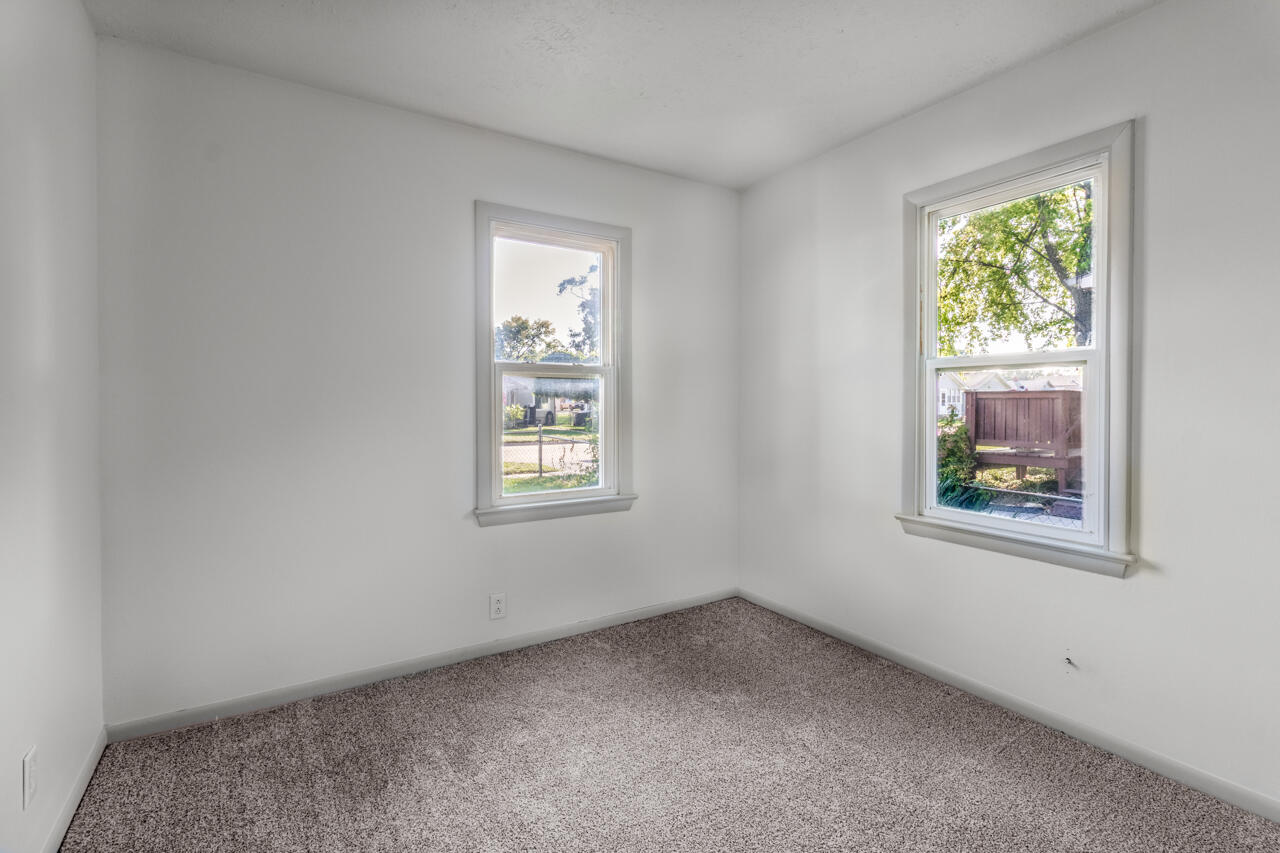 Council Bluffs, Iowa 51501, United States, 3 Bedrooms Bedrooms, ,2 BathroomsBathrooms,Residential,Active,249395