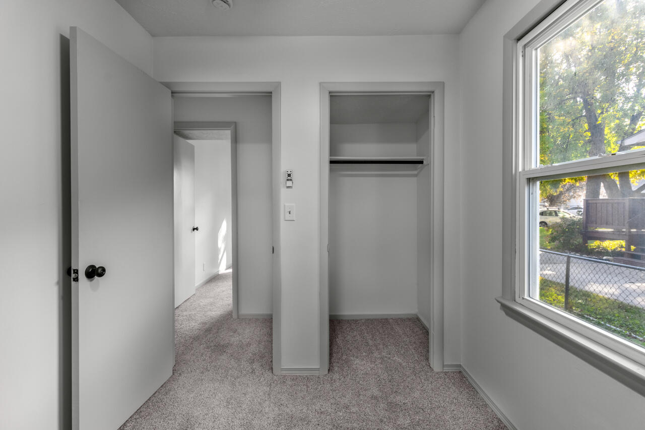 Council Bluffs, Iowa 51501, United States, 3 Bedrooms Bedrooms, ,2 BathroomsBathrooms,Residential,Active,249395