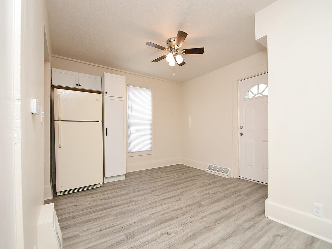 Carter Lake, Iowa 51510, United States, 2 Bedrooms Bedrooms, ,2 BathroomsBathrooms,Residential,Active,233154