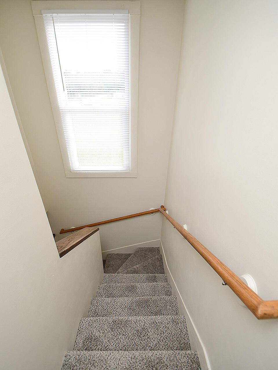 Carter Lake, Iowa 51510, United States, 2 Bedrooms Bedrooms, ,2 BathroomsBathrooms,Residential,Active,233154