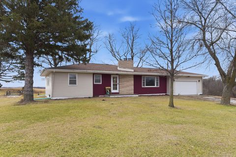 Photo of 29965 185TH Street, HONEY CREEK, IA 51542 (MLS # 26-369)