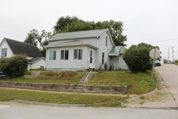 123 N 9TH ST, MISSOURI VALLEY, IA 51555 - Image 78007eb853dfd5ff6b9ba69054fe7464/2016299137