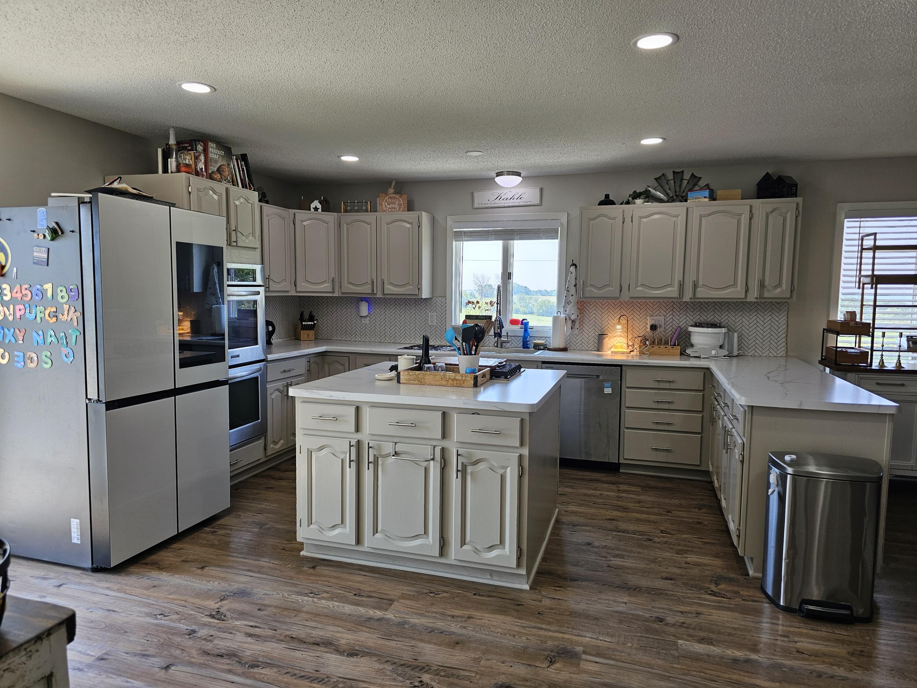 Oakland, Iowa 51560, United States, 4 Bedrooms Bedrooms, ,2 BathroomsBathrooms,Residential,Active,159783