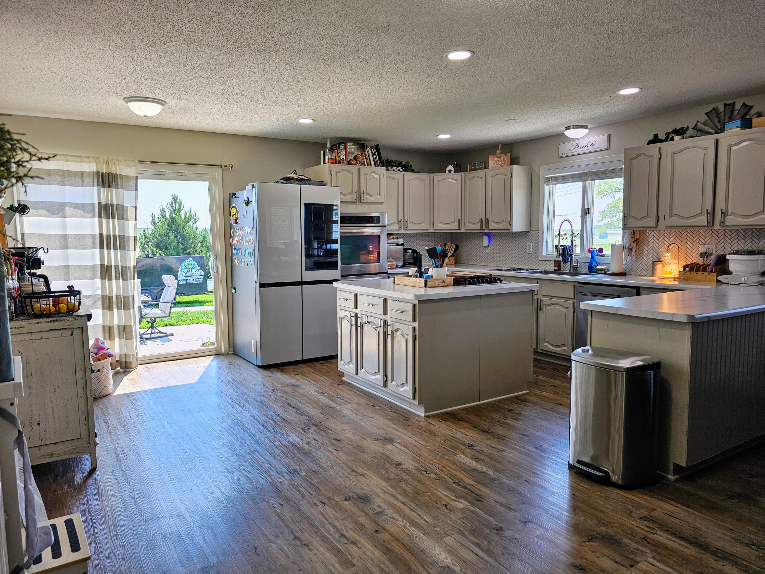 Oakland, Iowa 51560, United States, 4 Bedrooms Bedrooms, ,2 BathroomsBathrooms,Residential,Active,159783