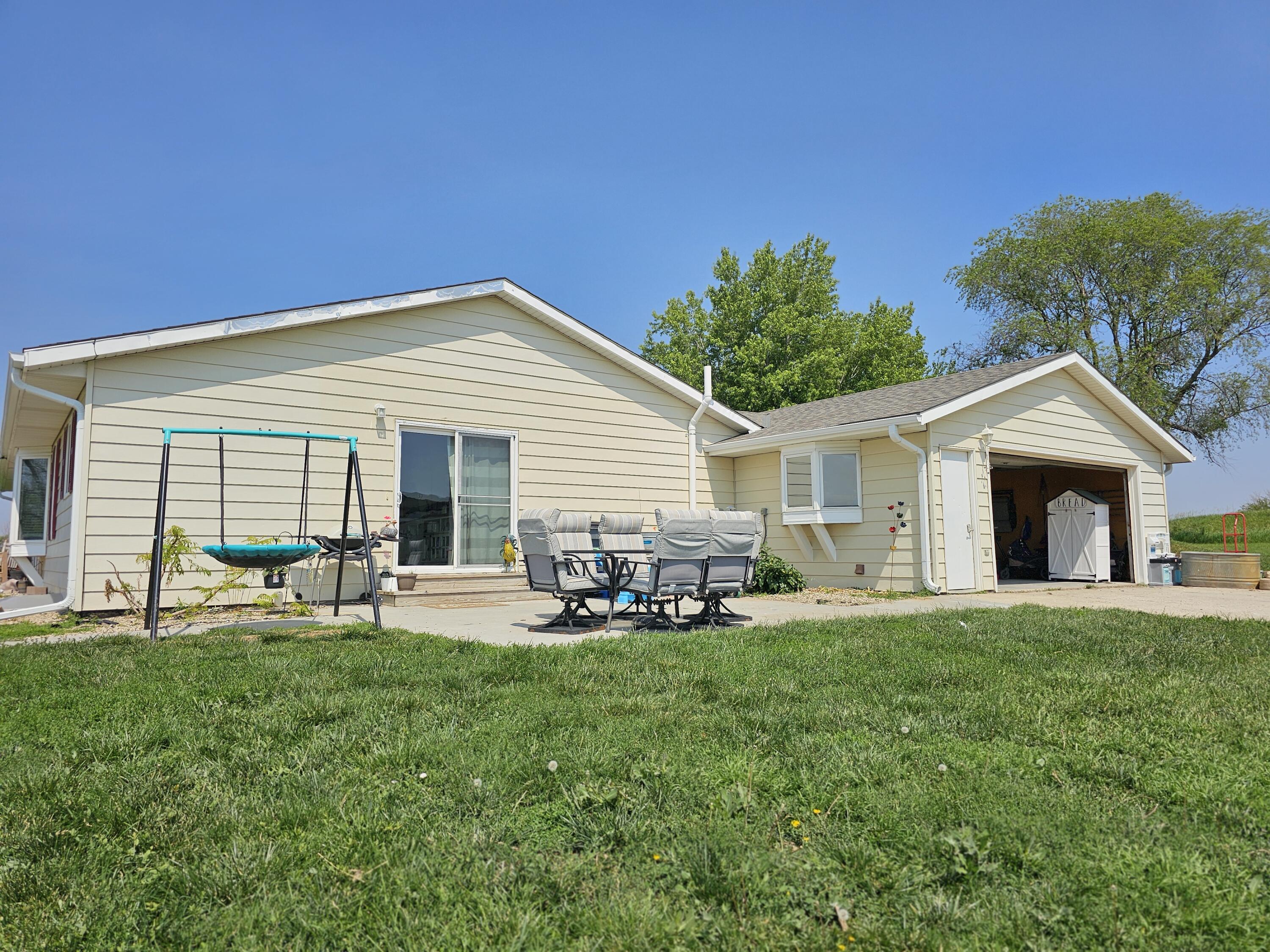 Oakland, Iowa 51560, United States, 4 Bedrooms Bedrooms, ,2 BathroomsBathrooms,Residential,Active,159783