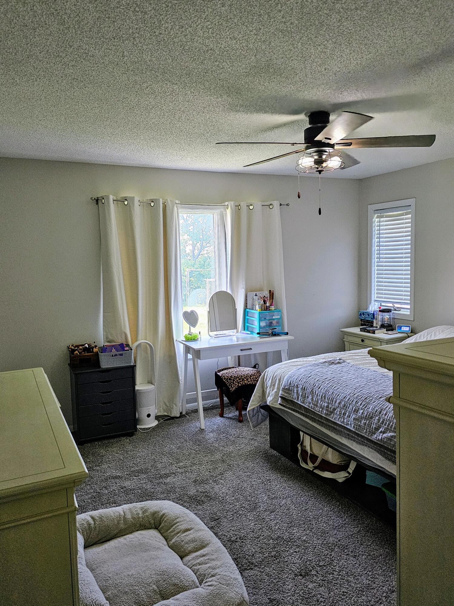 Oakland, Iowa 51560, United States, 4 Bedrooms Bedrooms, ,2 BathroomsBathrooms,Residential,Active,159783