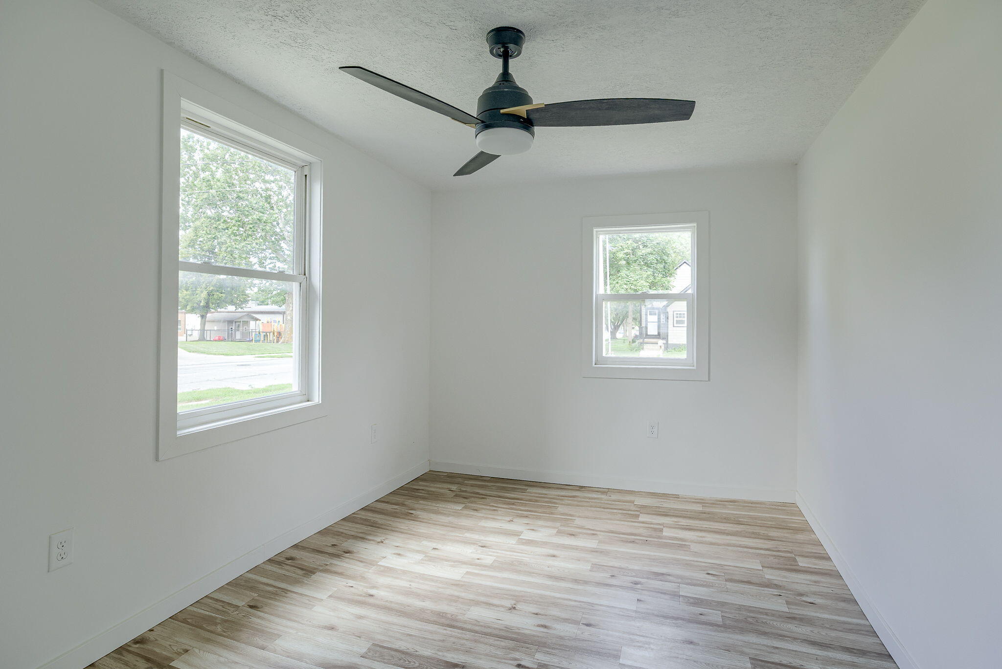 Shenandoah, Iowa 51601, United States, 2 Bedrooms Bedrooms, ,1 BathroomBathrooms,Residential,Active,171745