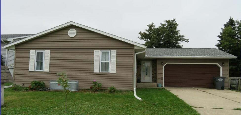 Oakland, Iowa 51560, United States, 3 Bedrooms Bedrooms, ,2 BathroomsBathrooms,Residential,Contingent,9425 Oakland, Iowa 51560, United States, 3 Bedrooms Bedrooms, ,2 BathroomsBathrooms,Residential,Contingent,9425