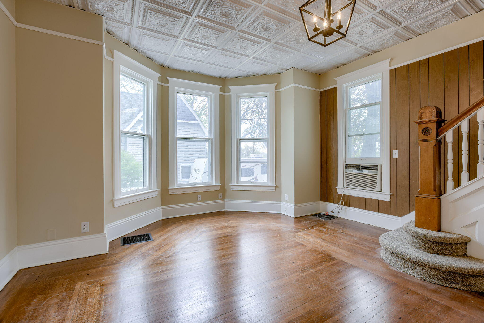 Clarinda, Iowa 51632, United States, 4 Bedrooms Bedrooms, ,2 BathroomsBathrooms,Residential,Active,115244