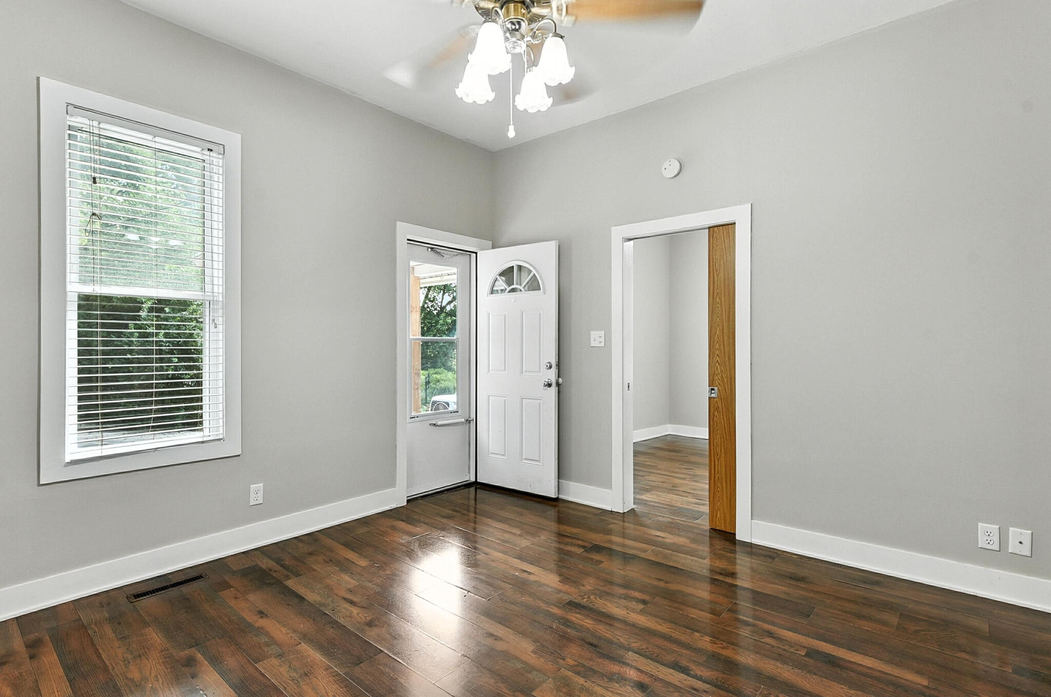 Council Bluffs, Iowa 51503, United States, 2 Bedrooms Bedrooms, ,1 BathroomBathrooms,Residential,Active,183881