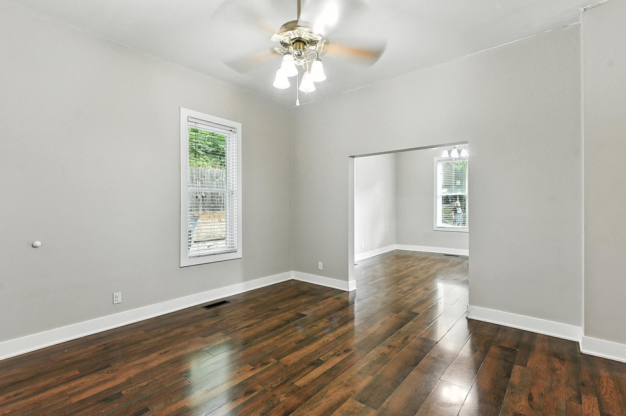 Council Bluffs, Iowa 51503, United States, 2 Bedrooms Bedrooms, ,1 BathroomBathrooms,Residential,Active,183881