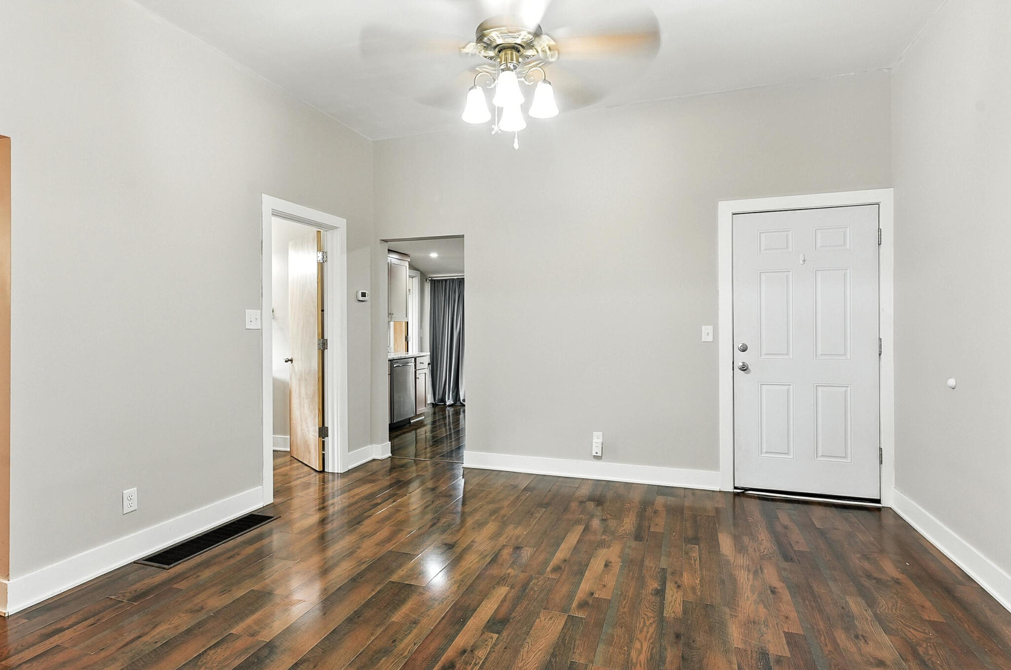 Council Bluffs, Iowa 51503, United States, 2 Bedrooms Bedrooms, ,1 BathroomBathrooms,Residential,Active,183881