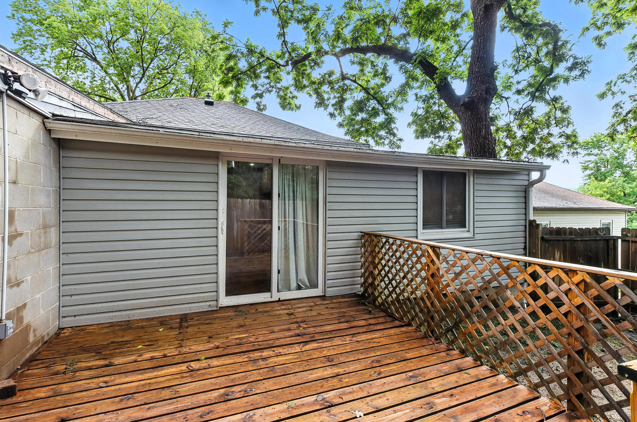 Council Bluffs, Iowa 51503, United States, 2 Bedrooms Bedrooms, ,1 BathroomBathrooms,Residential,Active,183881