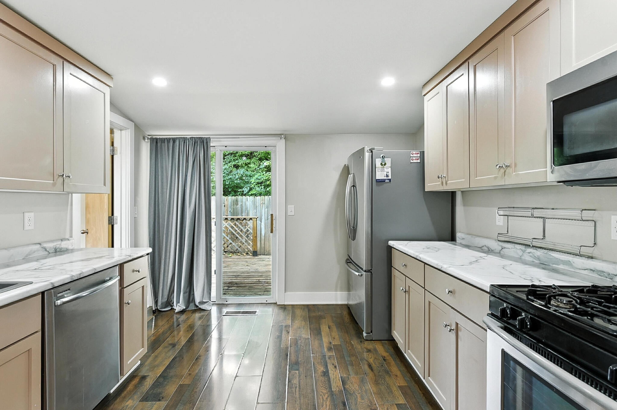 Council Bluffs, Iowa 51503, United States, 2 Bedrooms Bedrooms, ,1 BathroomBathrooms,Residential,Active,183881