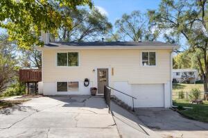 Bellevue, Nebraska 68123, United States, 3 Bedrooms Bedrooms, ,1 BathroomBathrooms,Residential,Pending,66468