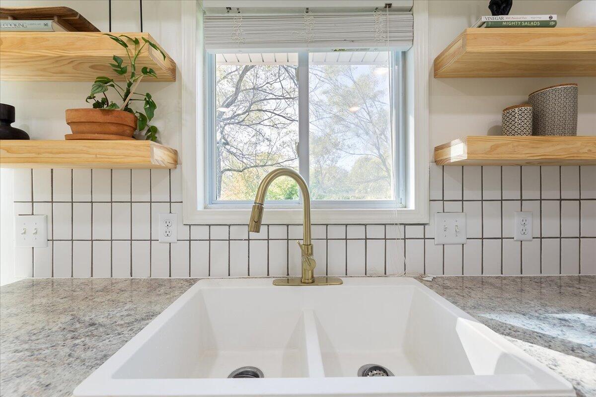 Bellevue, Nebraska 68123, United States, 3 Bedrooms Bedrooms, ,1 BathroomBathrooms,Residential,Pending,66468