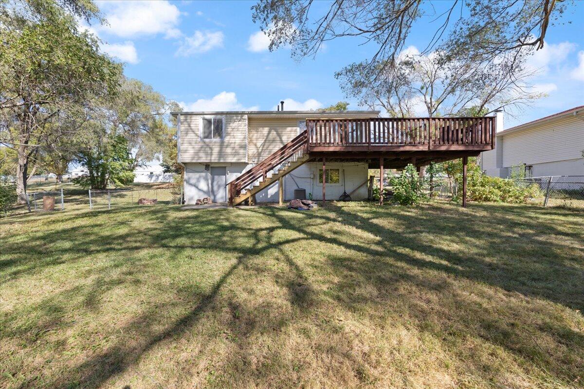 Bellevue, Nebraska 68123, United States, 3 Bedrooms Bedrooms, ,1 BathroomBathrooms,Residential,Pending,66468