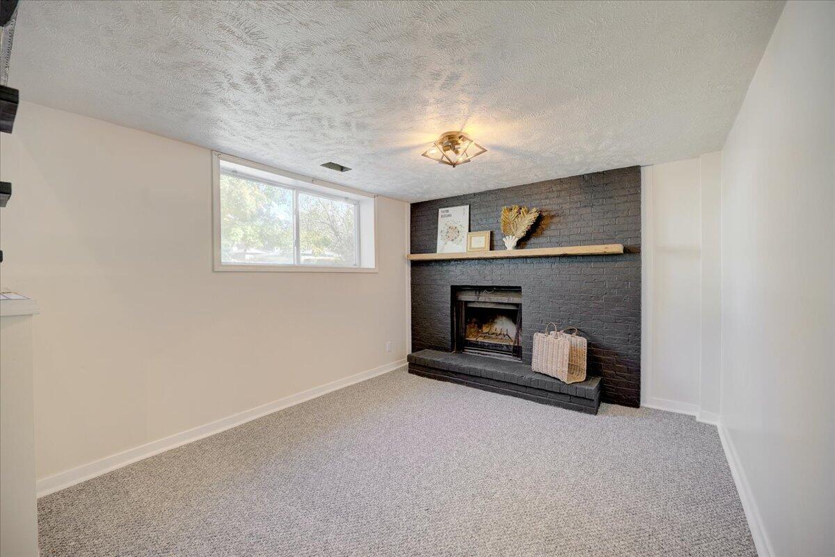 Bellevue, Nebraska 68123, United States, 3 Bedrooms Bedrooms, ,1 BathroomBathrooms,Residential,Pending,66468