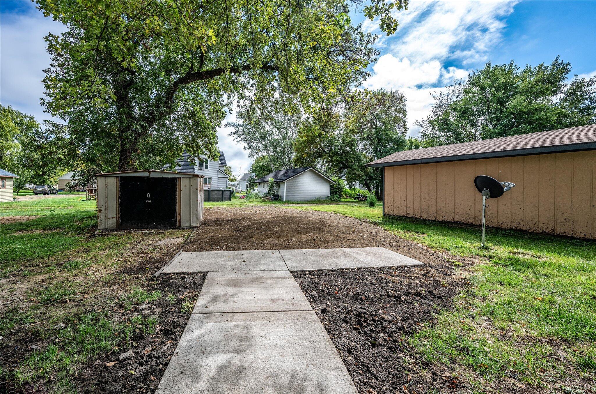 Onawa, Iowa 51040, United States, 4 Bedrooms Bedrooms, ,1 BathroomBathrooms,Residential,Active,214995