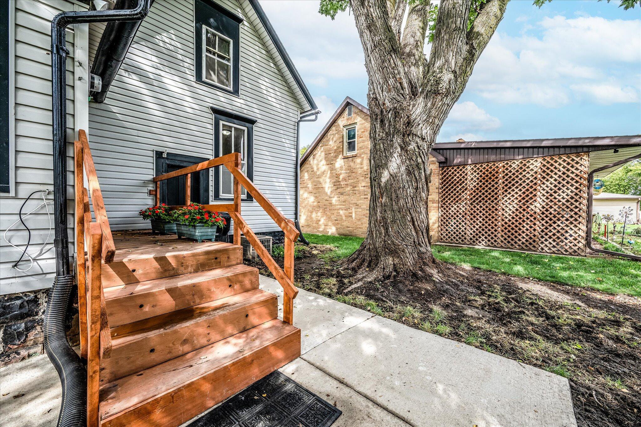 Onawa, Iowa 51040, United States, 4 Bedrooms Bedrooms, ,1 BathroomBathrooms,Residential,Active,214995