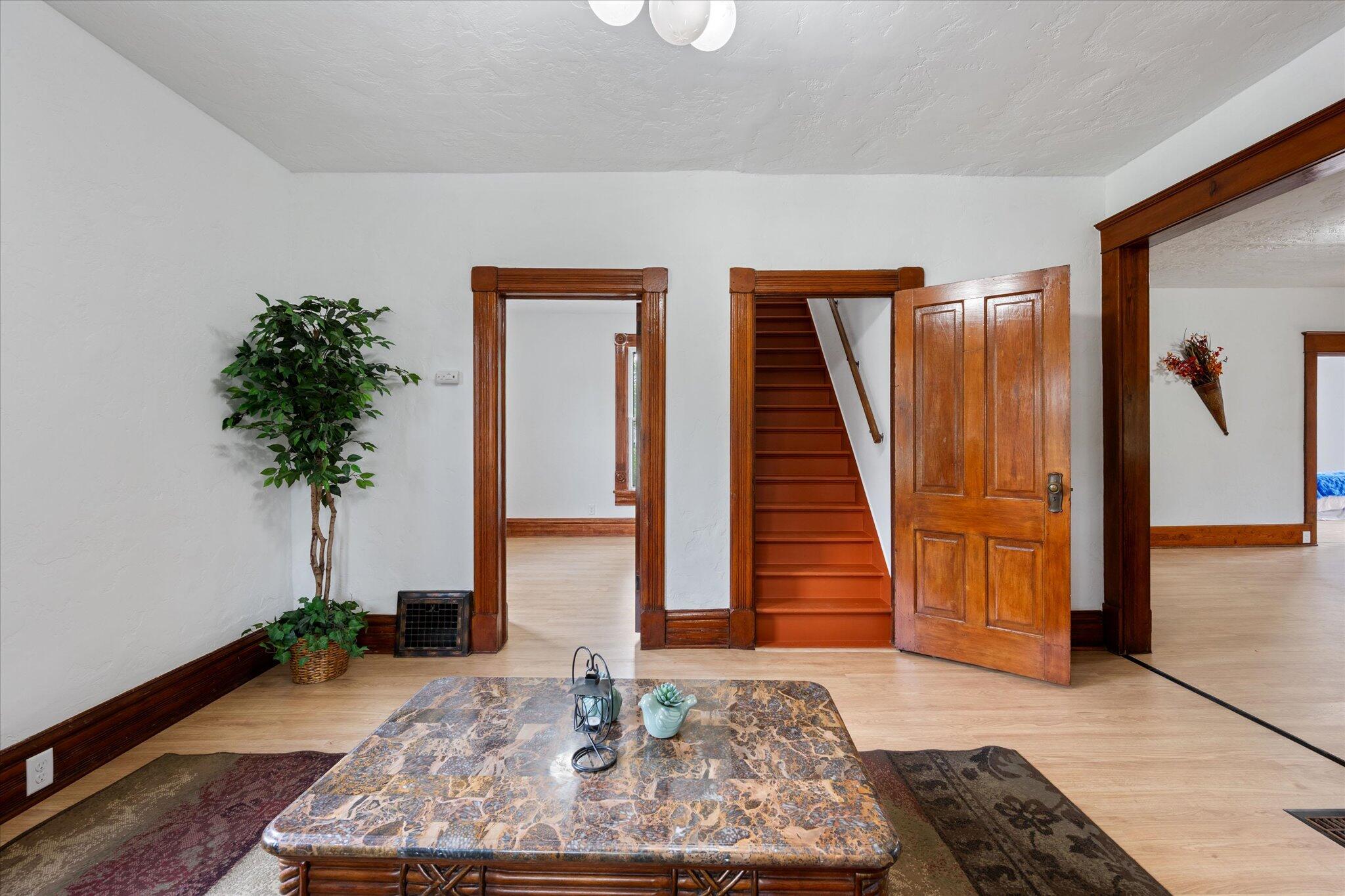 Onawa, Iowa 51040, United States, 4 Bedrooms Bedrooms, ,1 BathroomBathrooms,Residential,Active,214995