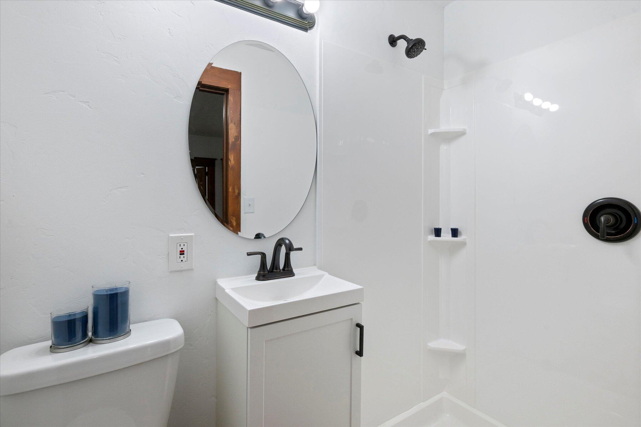 Onawa, Iowa 51040, United States, 4 Bedrooms Bedrooms, ,1 BathroomBathrooms,Residential,Active,214995