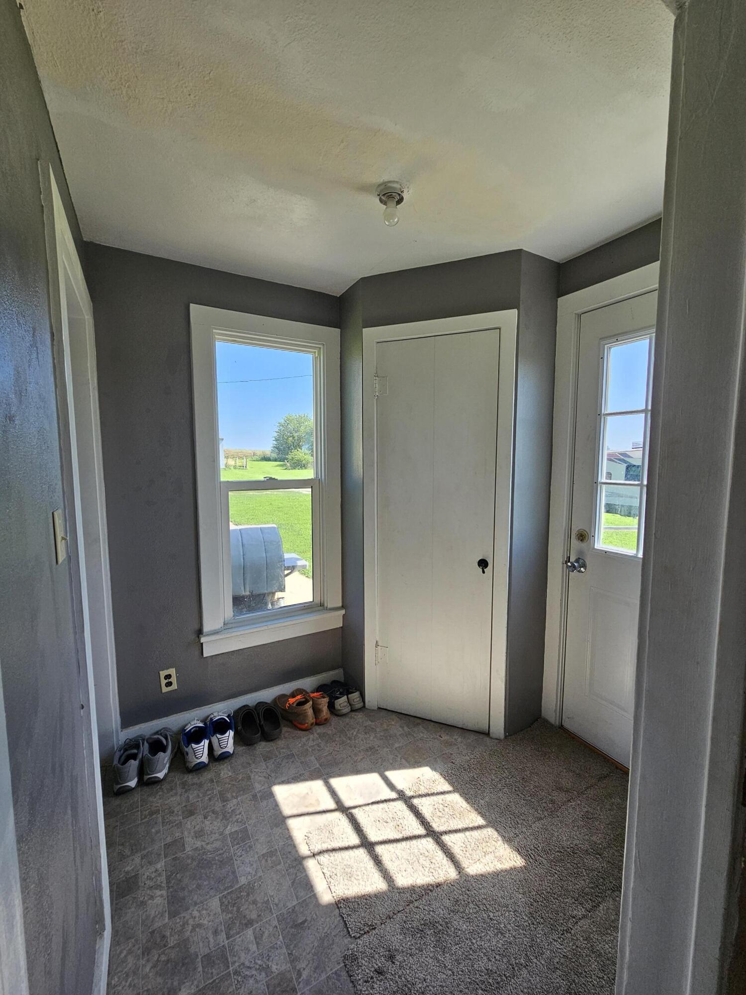 Griswold, Iowa 51535, United States, 4 Bedrooms Bedrooms, ,1 BathroomBathrooms,Residential,Contingent,180095