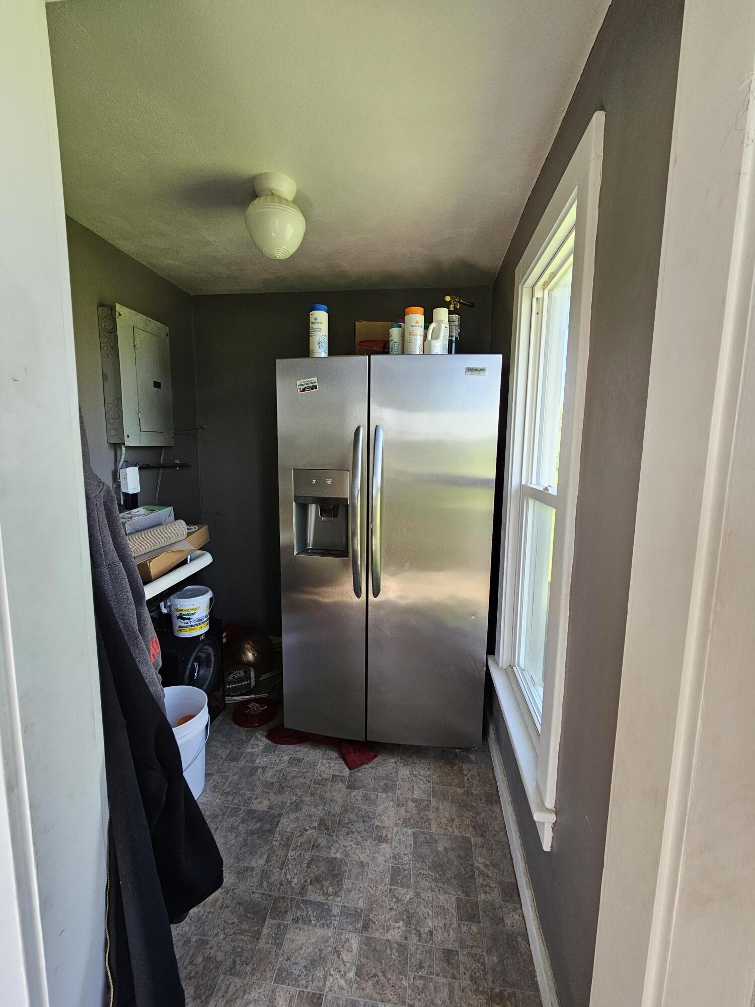 Griswold, Iowa 51535, United States, 4 Bedrooms Bedrooms, ,1 BathroomBathrooms,Residential,Contingent,180095