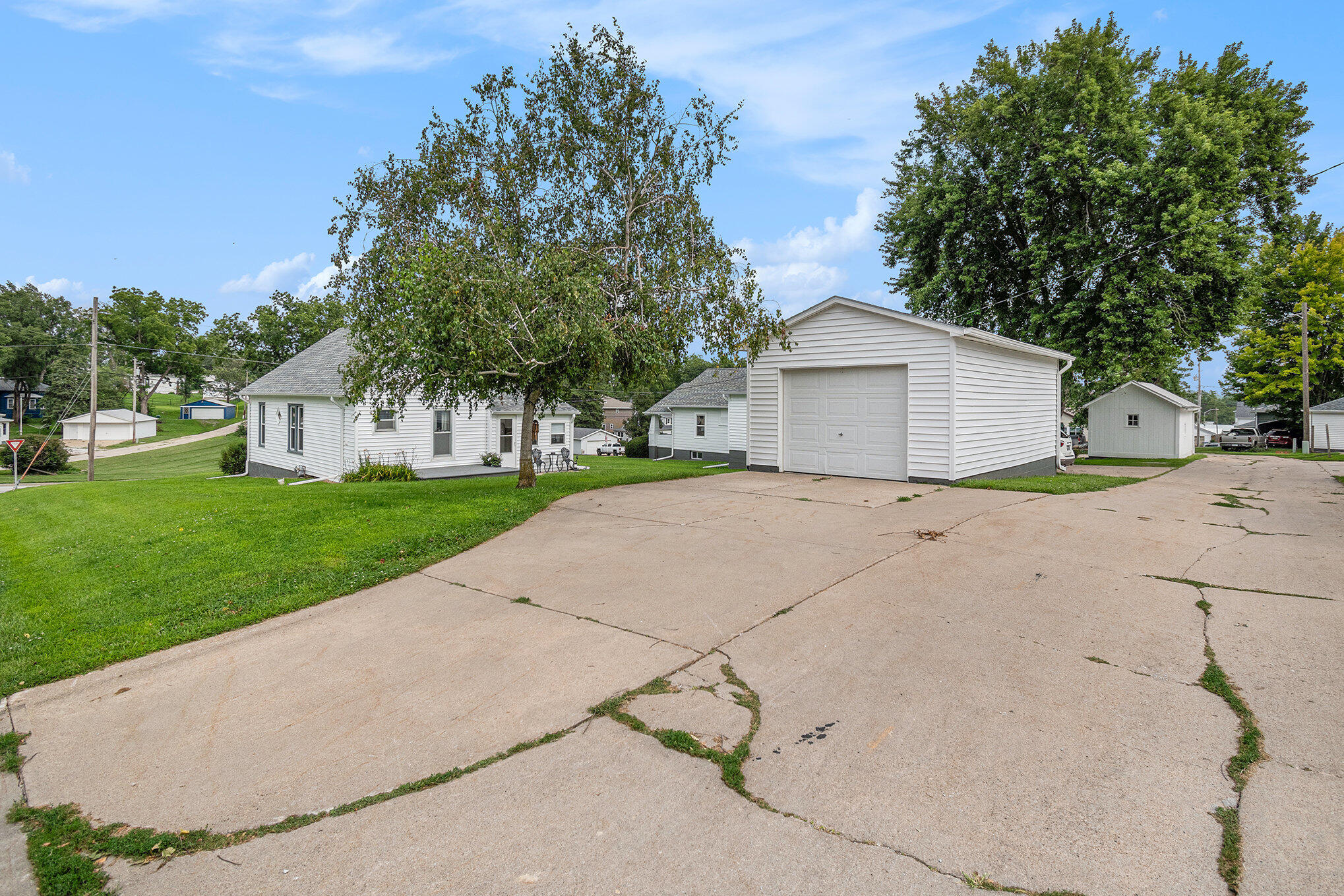 Neola, Iowa 51559, United States, 2 Bedrooms Bedrooms, ,1 BathroomBathrooms,Residential,Active,188301