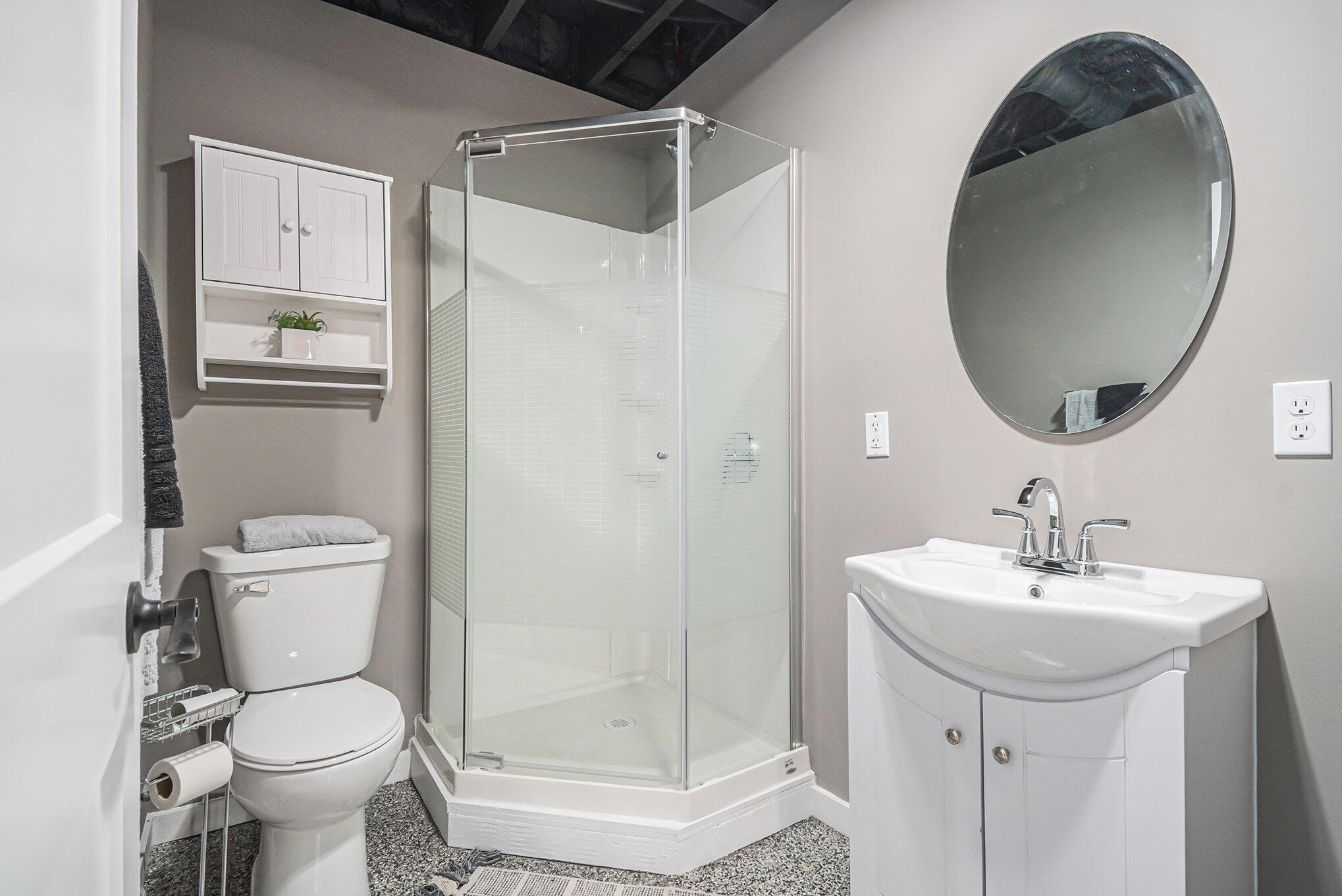 Neola, Iowa 51559, United States, 4 Bedrooms Bedrooms, ,2 BathroomsBathrooms,Residential,Active,176631