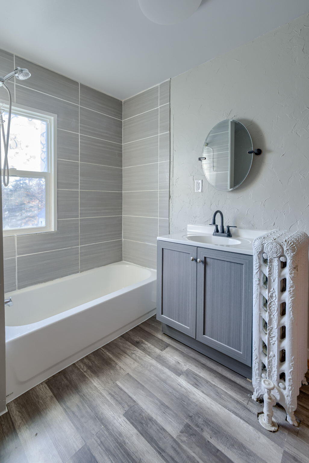 Red Oak, Iowa 51566, United States, 5 Bedrooms Bedrooms, ,2 BathroomsBathrooms,Residential,Active,77949