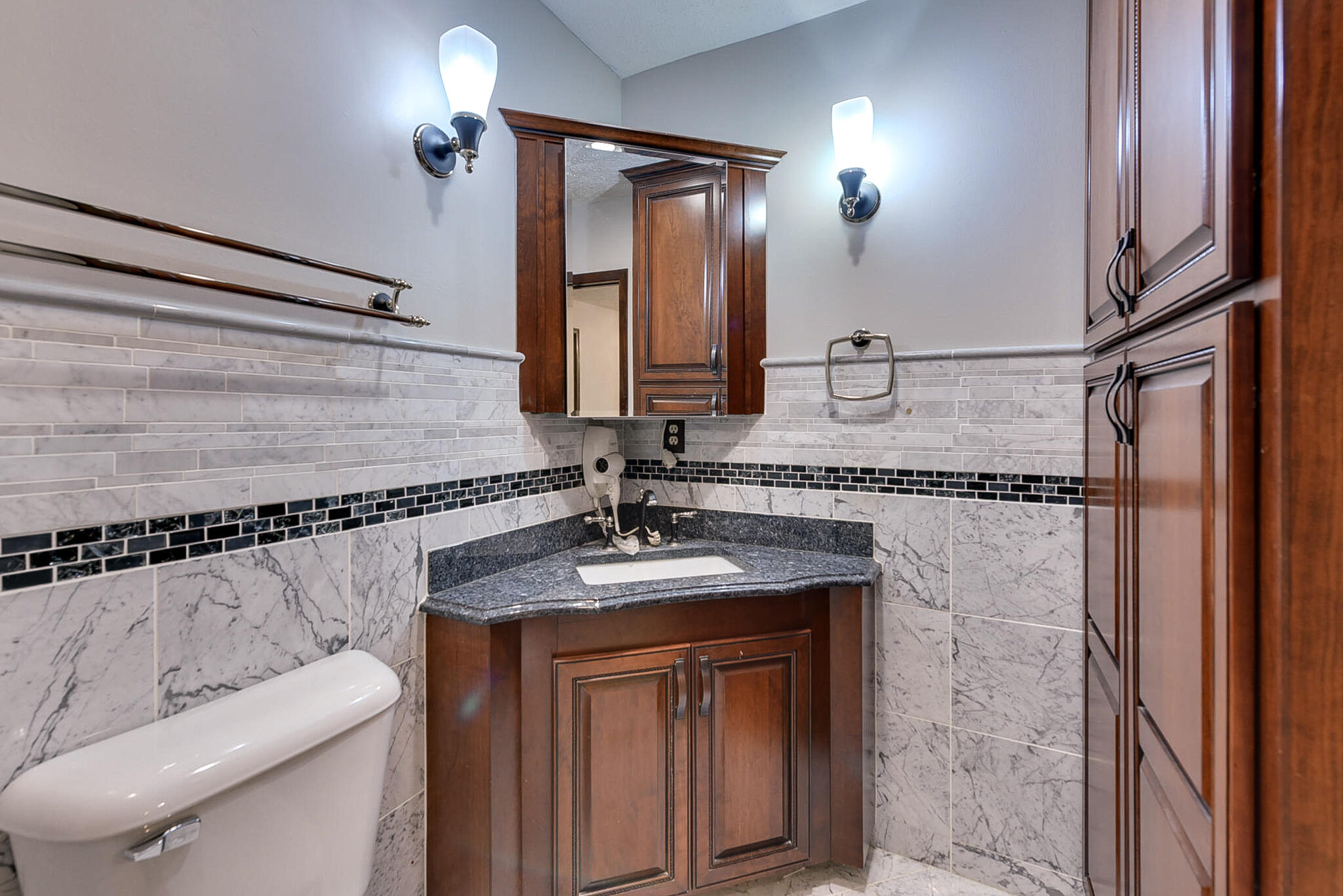 Council Bluffs, Iowa 51503, United States, 4 Bedrooms Bedrooms, ,3 BathroomsBathrooms,Residential,Active,115238