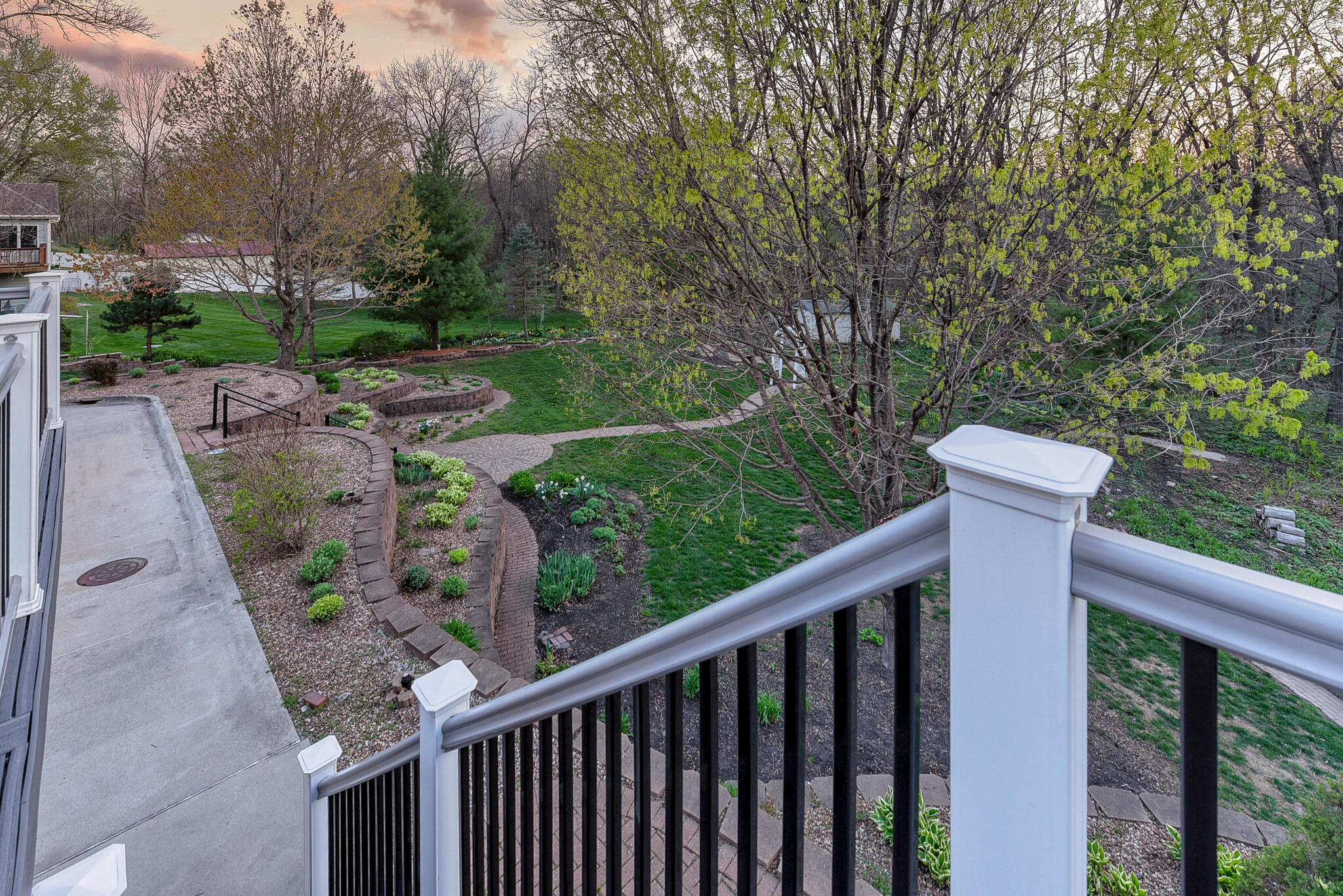 Council Bluffs, Iowa 51503, United States, 4 Bedrooms Bedrooms, ,3 BathroomsBathrooms,Residential,Active,115238