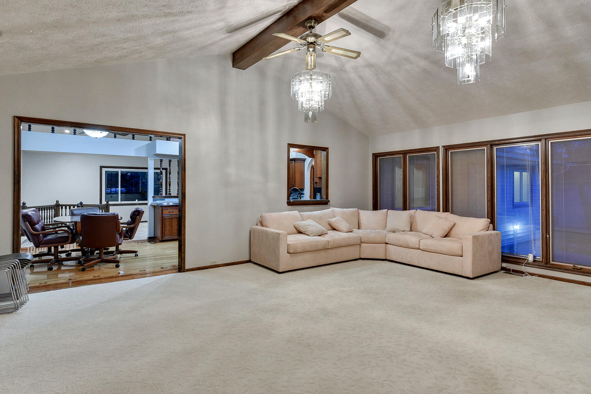 Council Bluffs, Iowa 51503, United States, 4 Bedrooms Bedrooms, ,3 BathroomsBathrooms,Residential,Active,115238