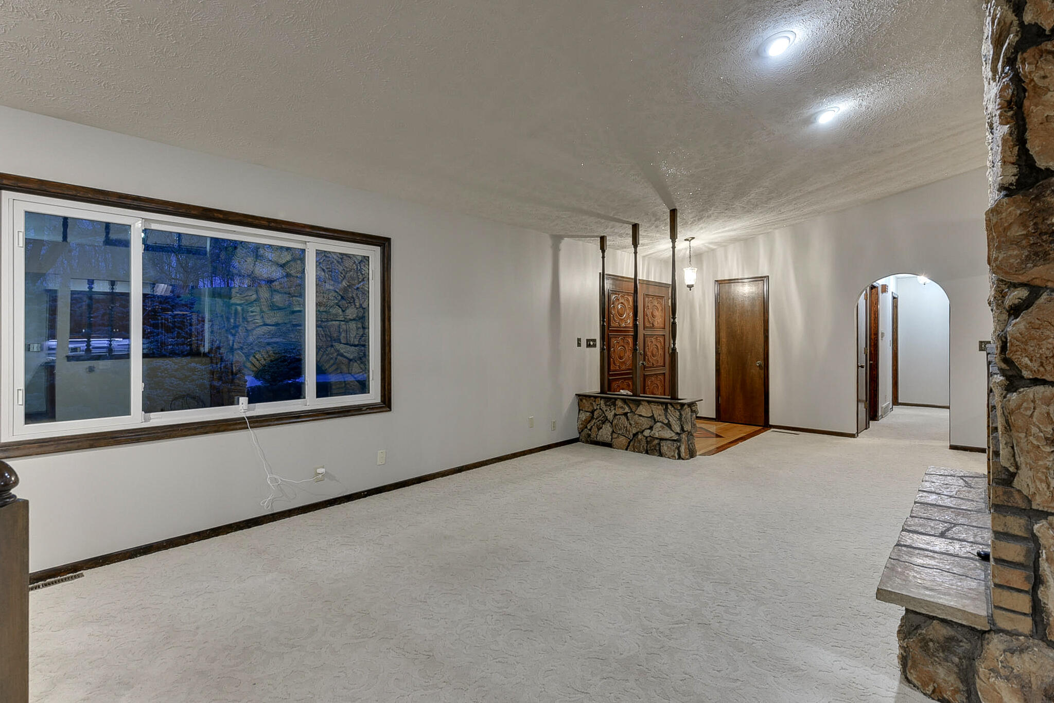 Council Bluffs, Iowa 51503, United States, 4 Bedrooms Bedrooms, ,3 BathroomsBathrooms,Residential,Active,115238