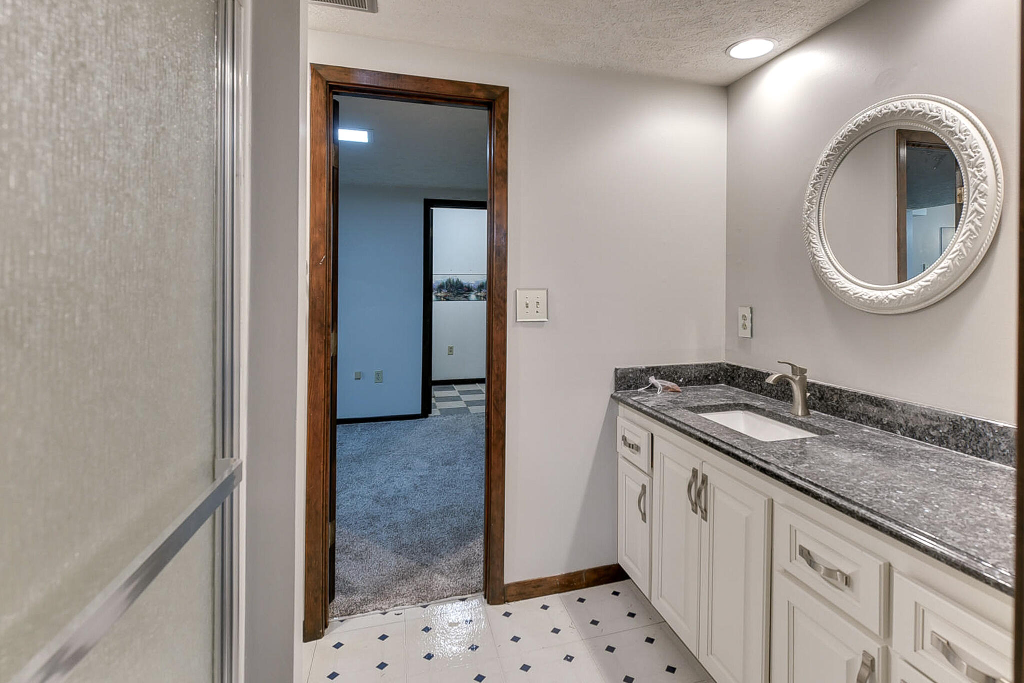 Council Bluffs, Iowa 51503, United States, 4 Bedrooms Bedrooms, ,3 BathroomsBathrooms,Residential,Active,115238