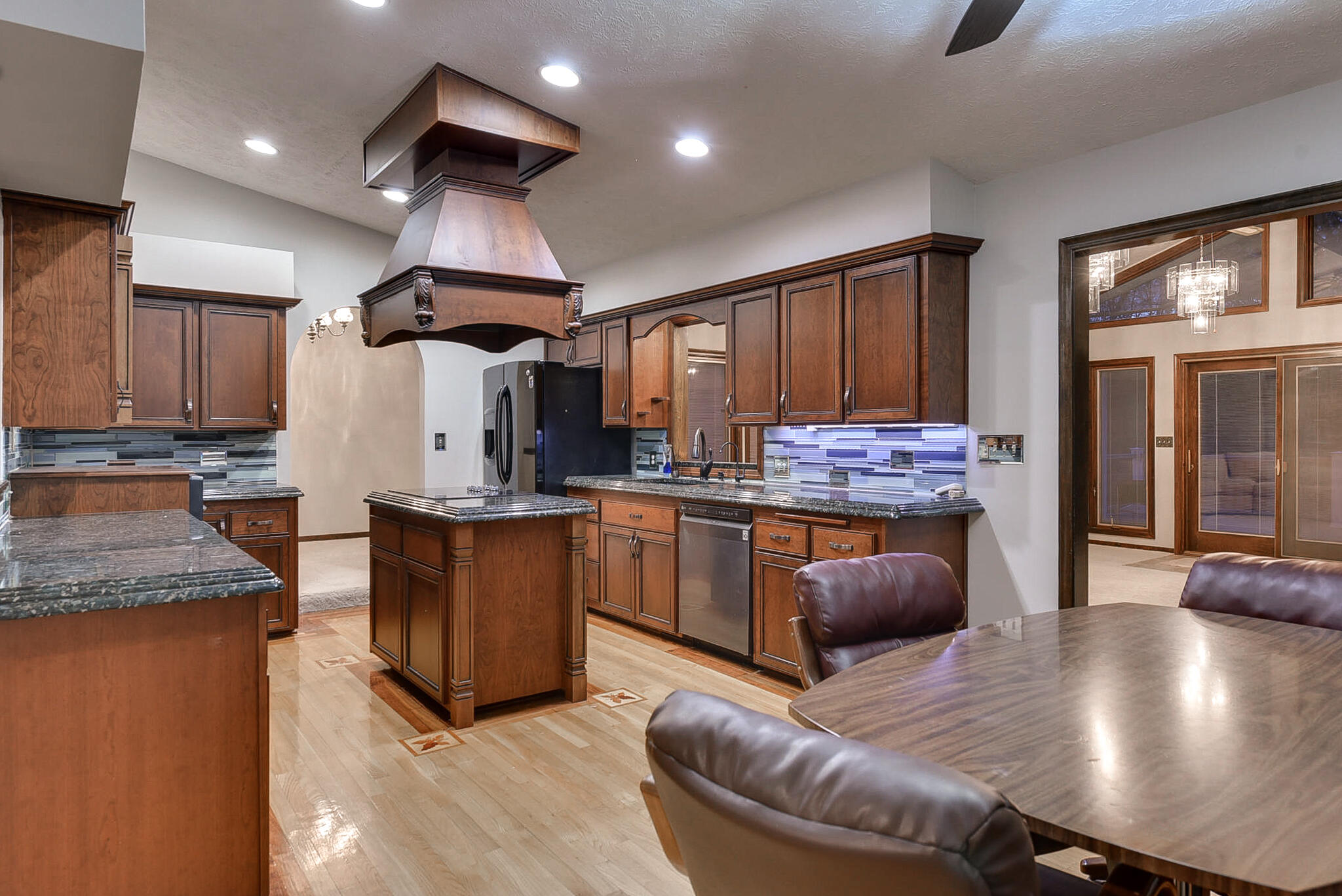 Council Bluffs, Iowa 51503, United States, 4 Bedrooms Bedrooms, ,3 BathroomsBathrooms,Residential,Active,115238