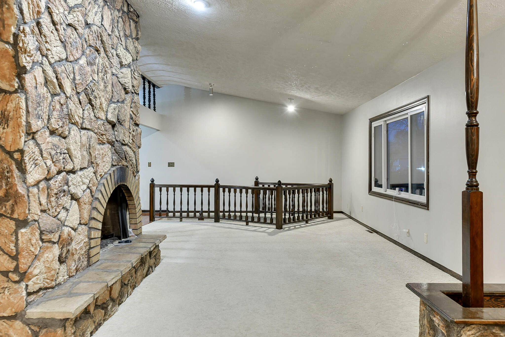 Council Bluffs, Iowa 51503, United States, 4 Bedrooms Bedrooms, ,3 BathroomsBathrooms,Residential,Active,115238