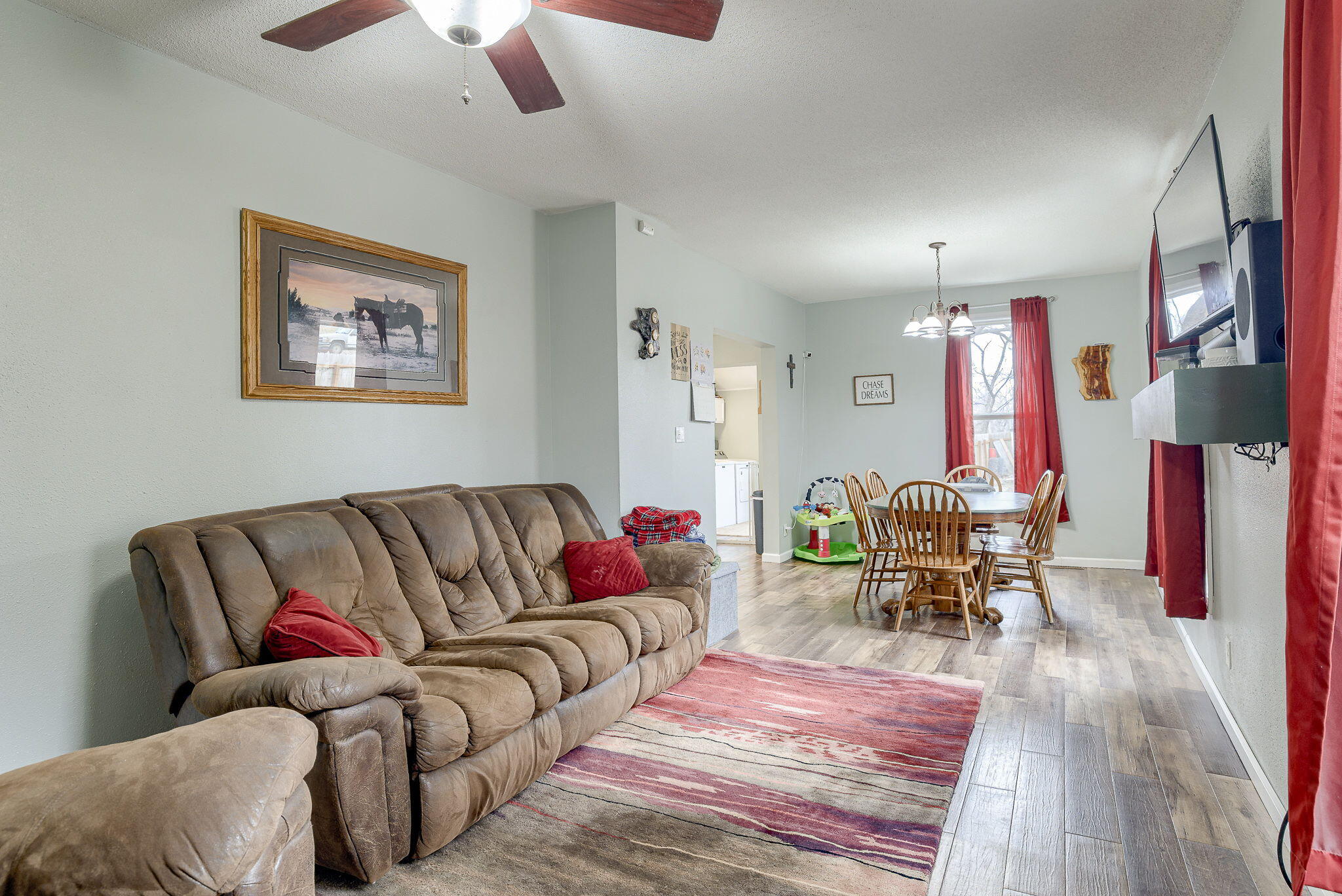 Oakland, Iowa 51560, United States, 3 Bedrooms Bedrooms, ,2 BathroomsBathrooms,Residential,Active,83104