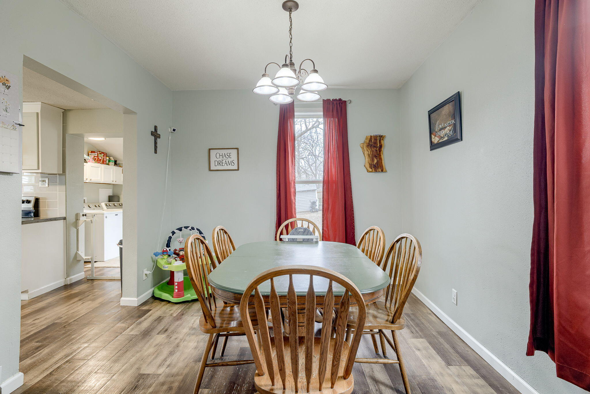 Oakland, Iowa 51560, United States, 3 Bedrooms Bedrooms, ,2 BathroomsBathrooms,Residential,Active,83104