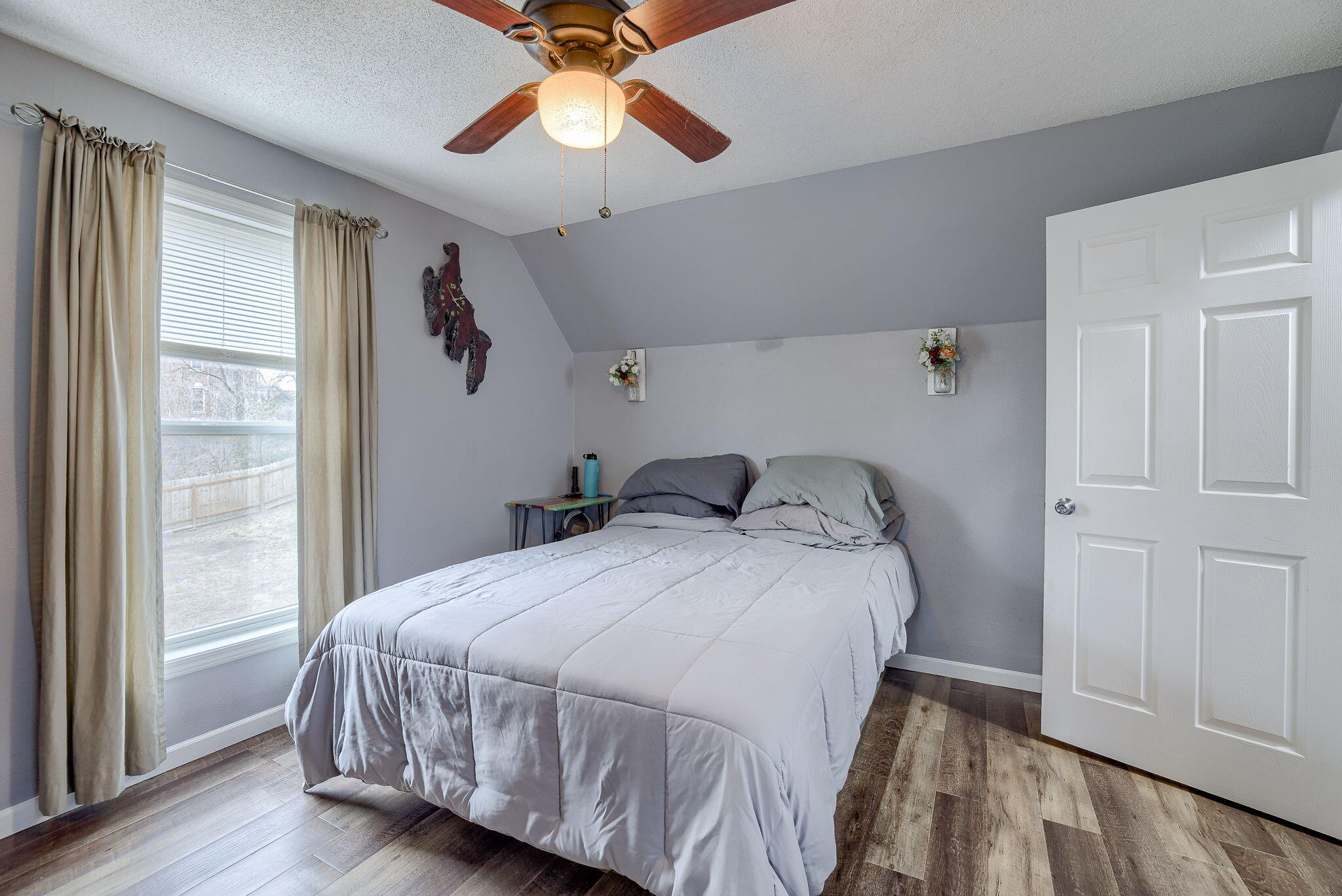 Oakland, Iowa 51560, United States, 3 Bedrooms Bedrooms, ,2 BathroomsBathrooms,Residential,Active,83104