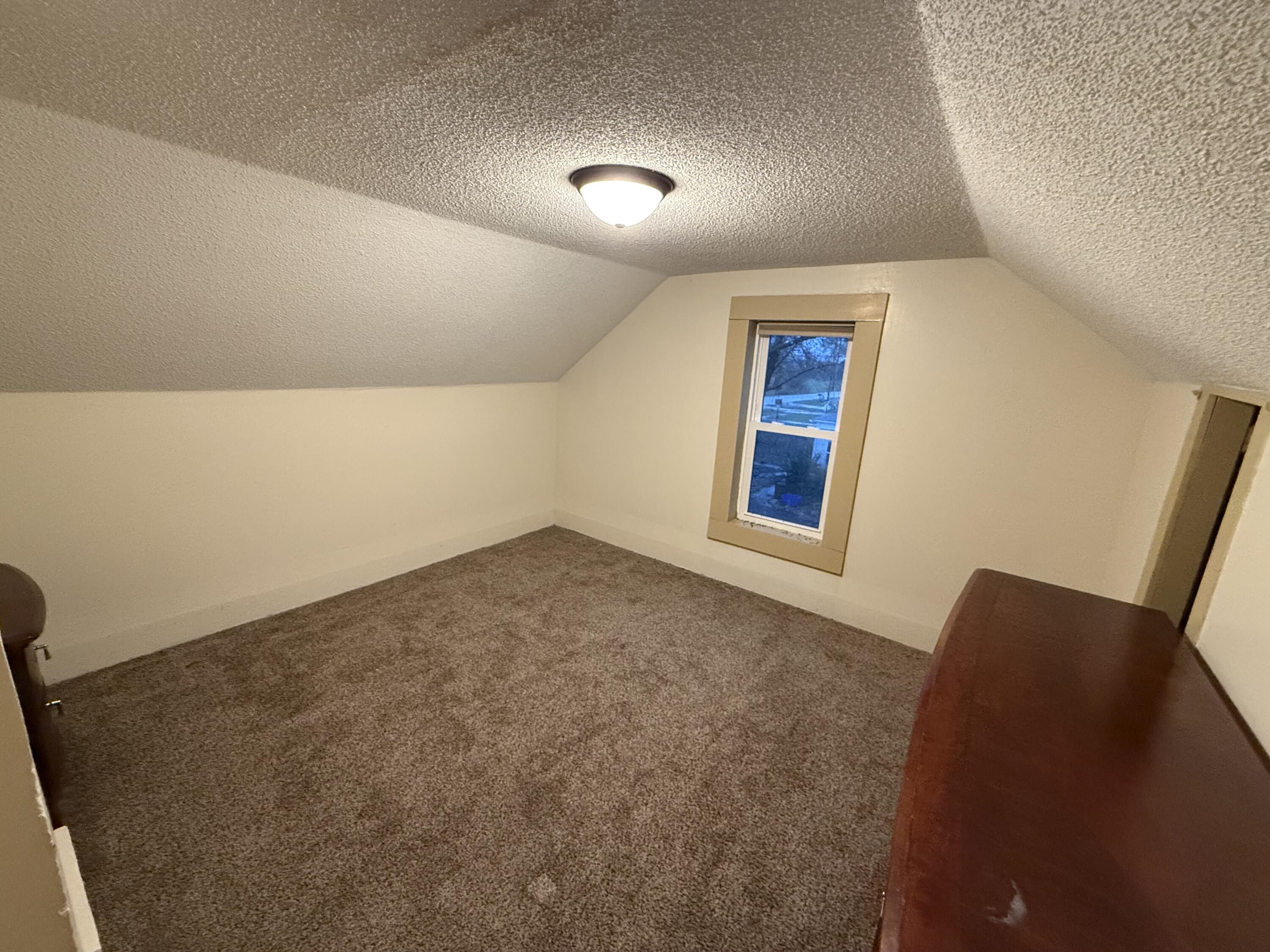 Battle Creek, Iowa 51020, United States, 3 Bedrooms Bedrooms, ,1 BathroomBathrooms,Residential,Pending,17833