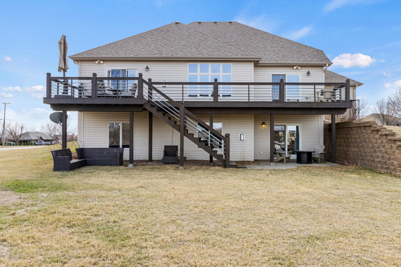 Council Bluffs, Iowa 51503, United States, 5 Bedrooms Bedrooms, ,4 BathroomsBathrooms,Residential,Active,96419