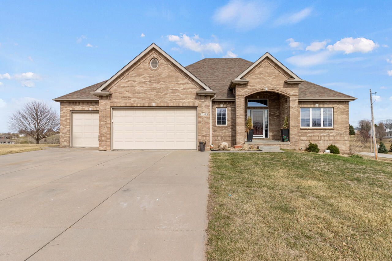 Council Bluffs, Iowa 51503, United States, 5 Bedrooms Bedrooms, ,4 BathroomsBathrooms,Residential,Active,96419 Council Bluffs, Iowa 51503, United States, 5 Bedrooms Bedrooms, ,4 BathroomsBathrooms,Residential,Active,96419