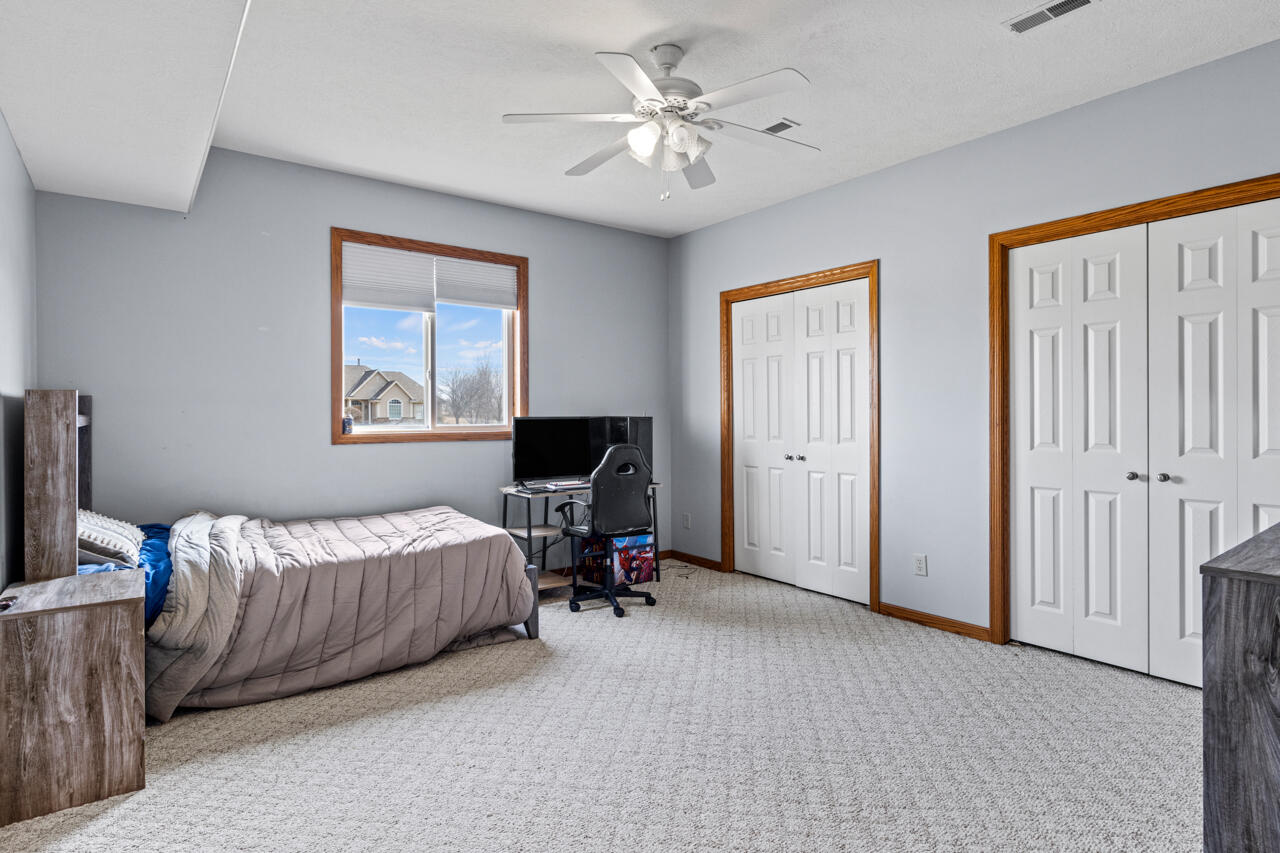 Council Bluffs, Iowa 51503, United States, 5 Bedrooms Bedrooms, ,4 BathroomsBathrooms,Residential,Active,96419