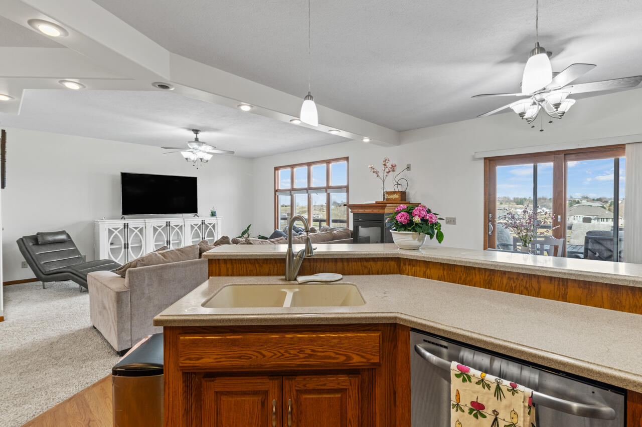 Council Bluffs, Iowa 51503, United States, 5 Bedrooms Bedrooms, ,4 BathroomsBathrooms,Residential,Active,96419