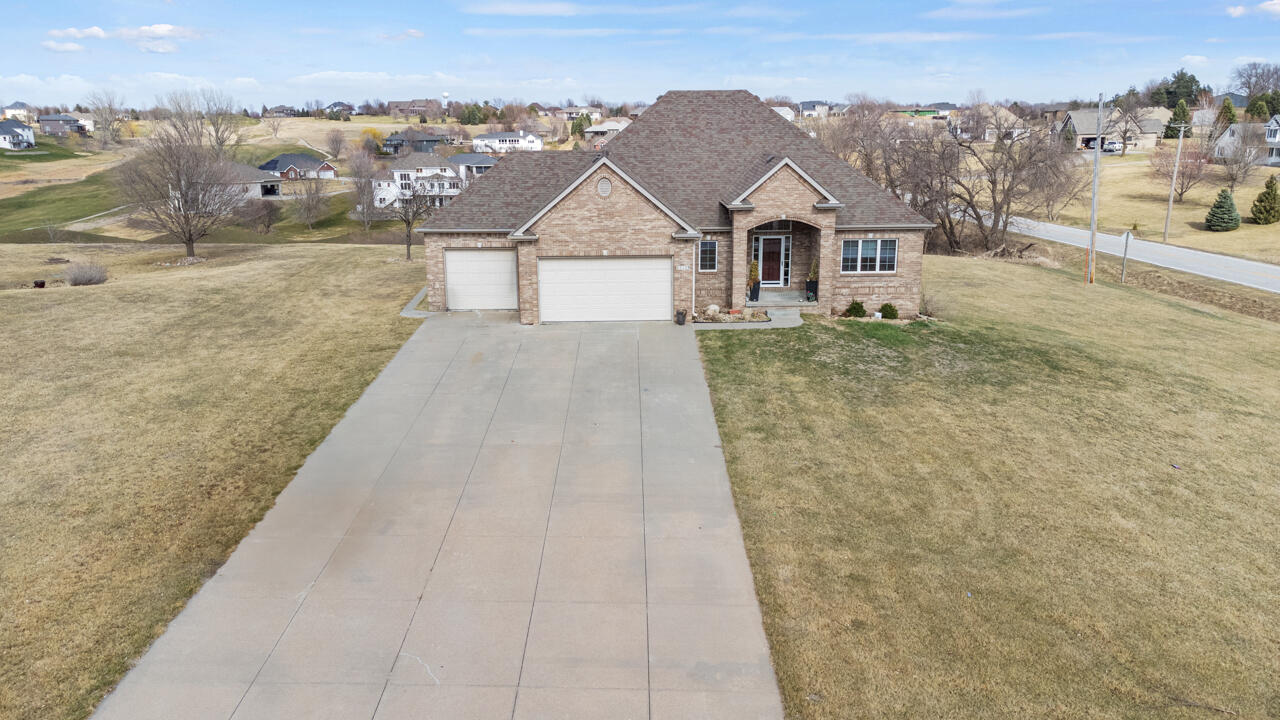 Council Bluffs, Iowa 51503, United States, 5 Bedrooms Bedrooms, ,4 BathroomsBathrooms,Residential,Active,96419