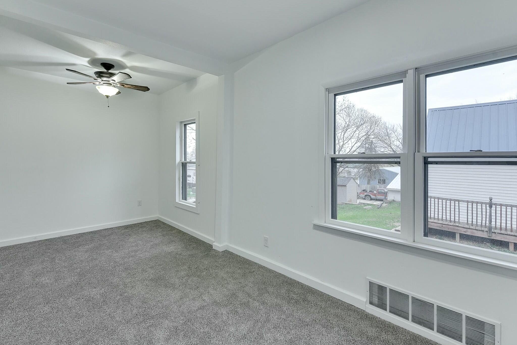 Harlan, Iowa 51537, United States, 3 Bedrooms Bedrooms, ,2 BathroomsBathrooms,Residential,Active,112111