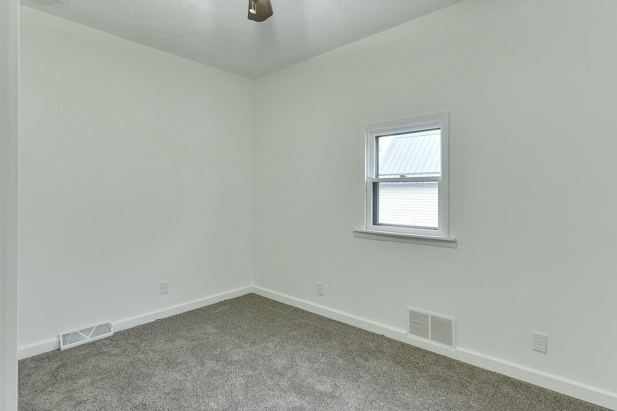 Harlan, Iowa 51537, United States, 3 Bedrooms Bedrooms, ,2 BathroomsBathrooms,Residential,Active,112111