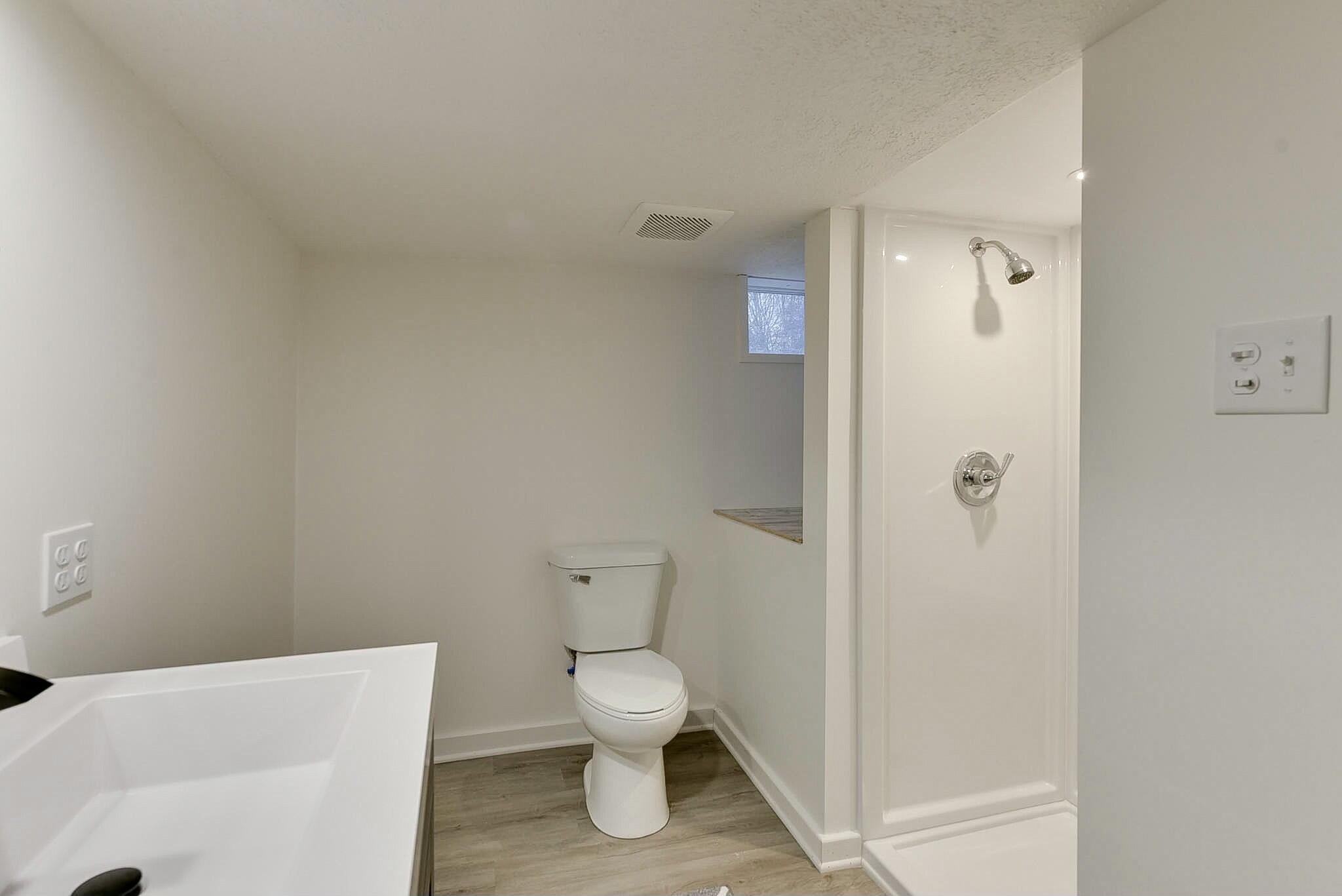 Harlan, Iowa 51537, United States, 3 Bedrooms Bedrooms, ,2 BathroomsBathrooms,Residential,Active,112111